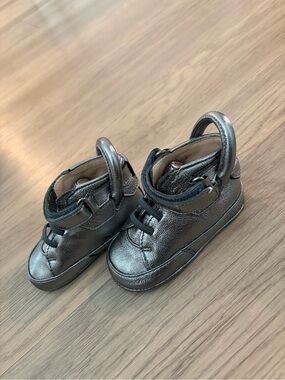 buscemi metallic leather crib, shoes, Baby new sz 19